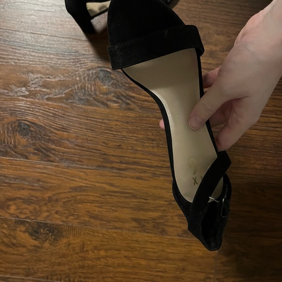 Black Suede Platform Heel - Picture 3 of 4